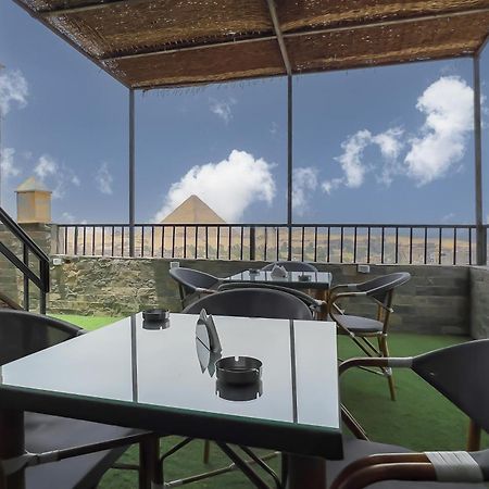 Pyramids Tower View Inn Nazlat as Sammān Extérieur photo