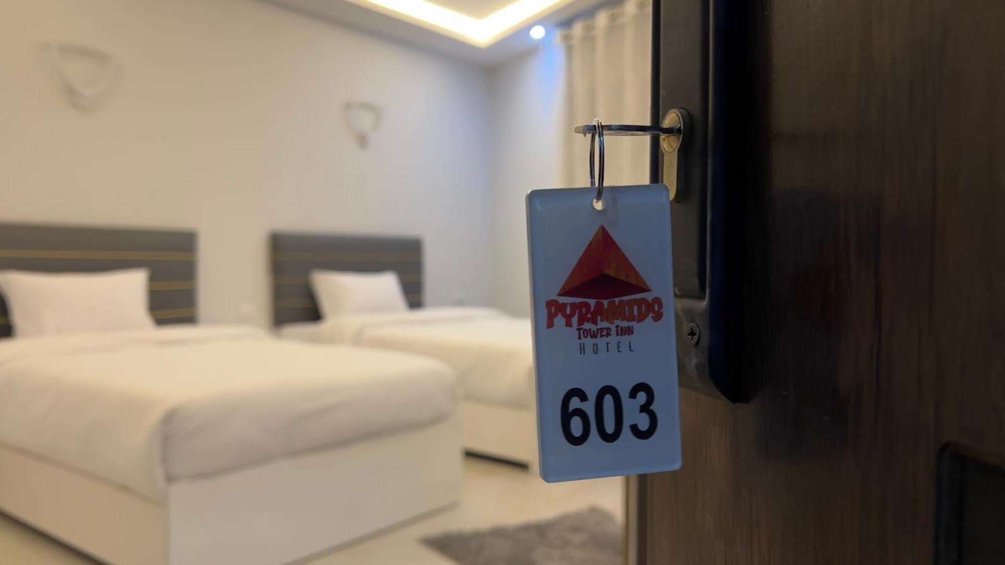 Pyramids Tower View Inn Nazlat as Sammān Extérieur photo